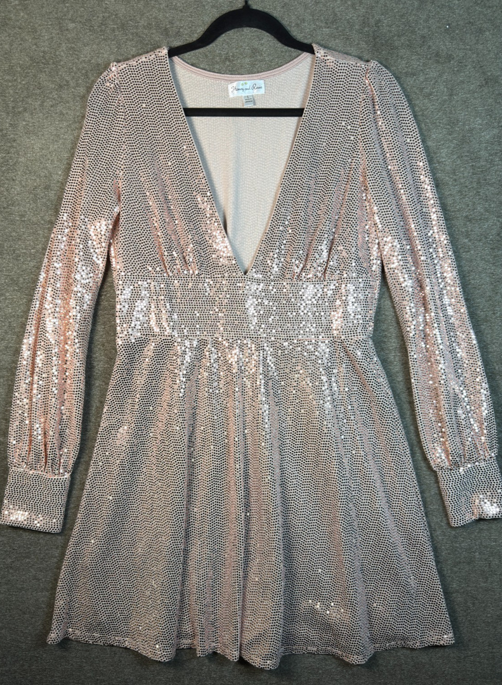 Honey and Rosie Size L Rose Gold Sequin Mini Party Dress Long Sleeve Deep V-Neck